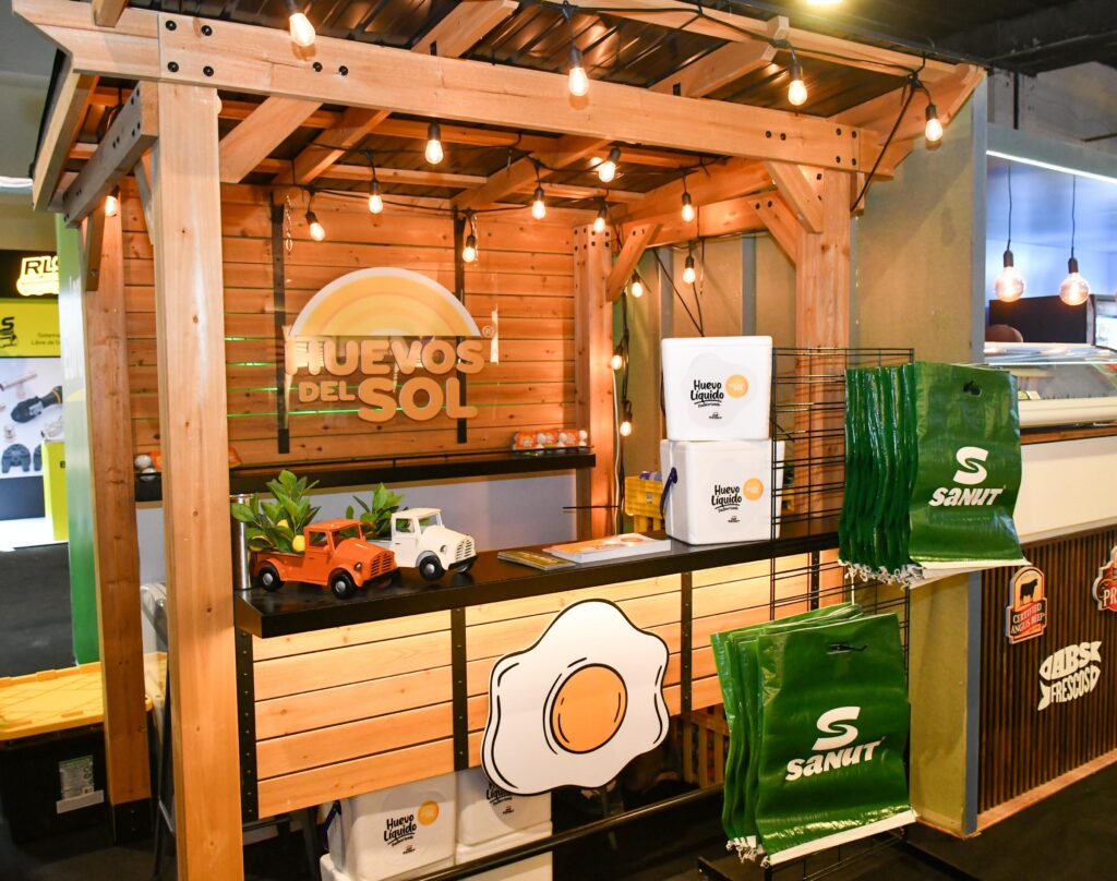Huevos del Sol se presenta en la XXXVII Exposición Comercial de Asonahores en Punta Cana