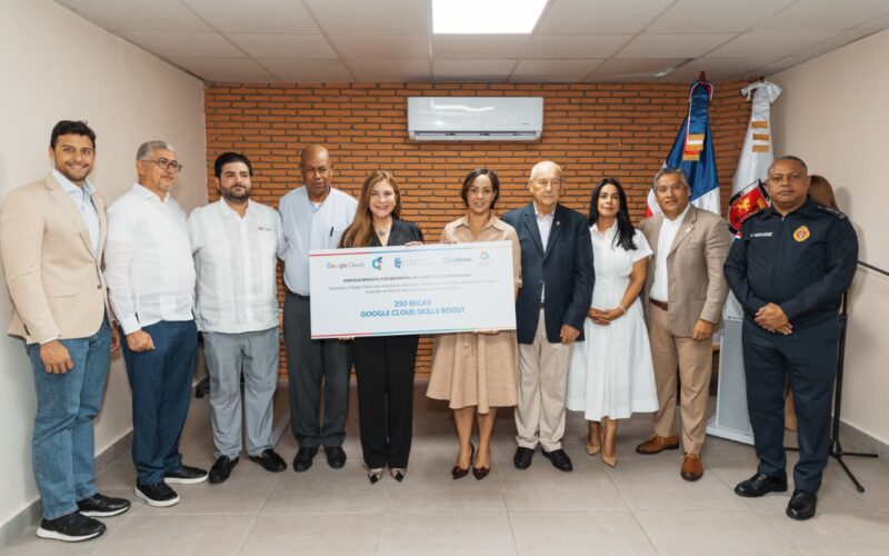 Carolina Mejía anuncia 250 becas de Google para formación en inteligencia artificial y análisis de datos