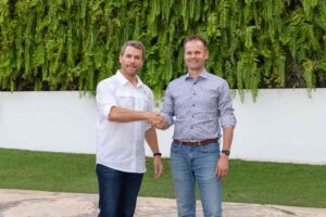 Fundación Puntacana y Origin by Ocean se asocian para desarrollar una cadena de suministro sostenible de sargazo en República Dominicana