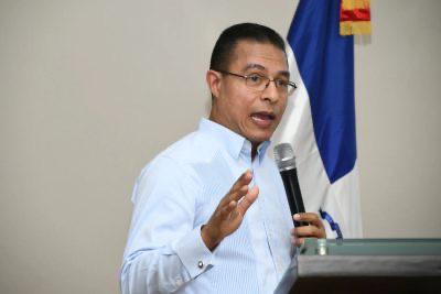 Miguel Camacho a la oposición: "Fájense a trabajar y dejen de lado las mentiras"