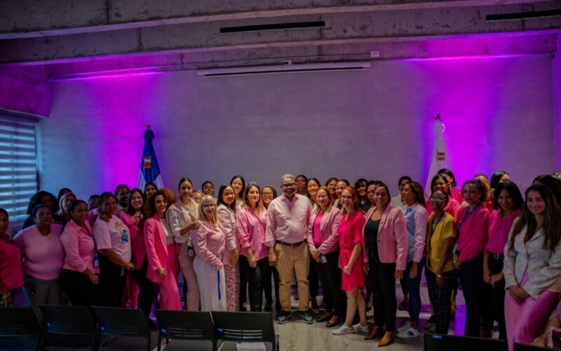 Propeep imparte charla de concientización y prevención del Cáncer de Mama a sus colaboradoras