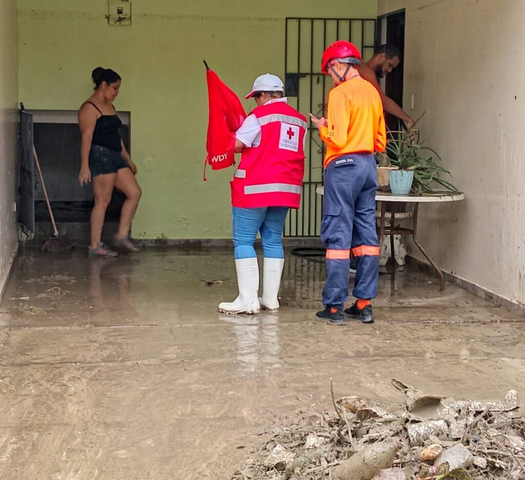 Cruz Roja reitera su compromiso con la comunidad tras efectos de la tormenta Melissa