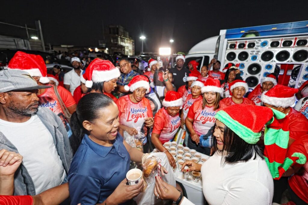 Diputada Leyvi Bautista da inicio a la Navidad con sus tradicionales “Mañanitas” en Santo Domingo Oeste