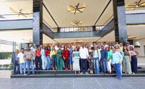 Leyvi Bautista celebra su tradicional encuentro navideño con comunicadores y anuncia nuevas jornadas formativas