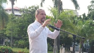 6db33a7b-7607-4400-82a7-52b96ab8e4c1