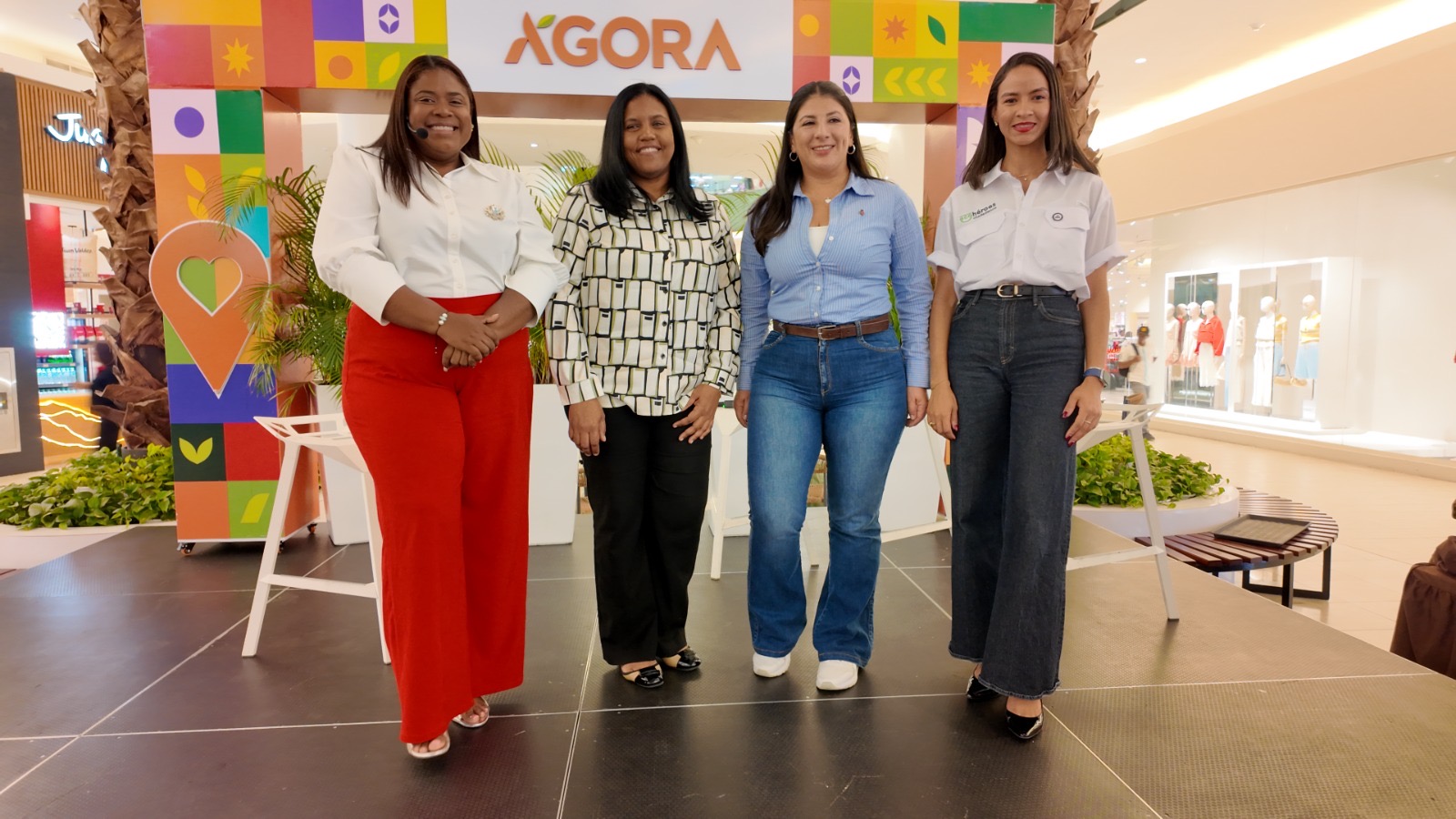 Ágora Mall y Creativa Eventos RD realizan panel por el Día de la Tierra con llamado a la acción ciudadana