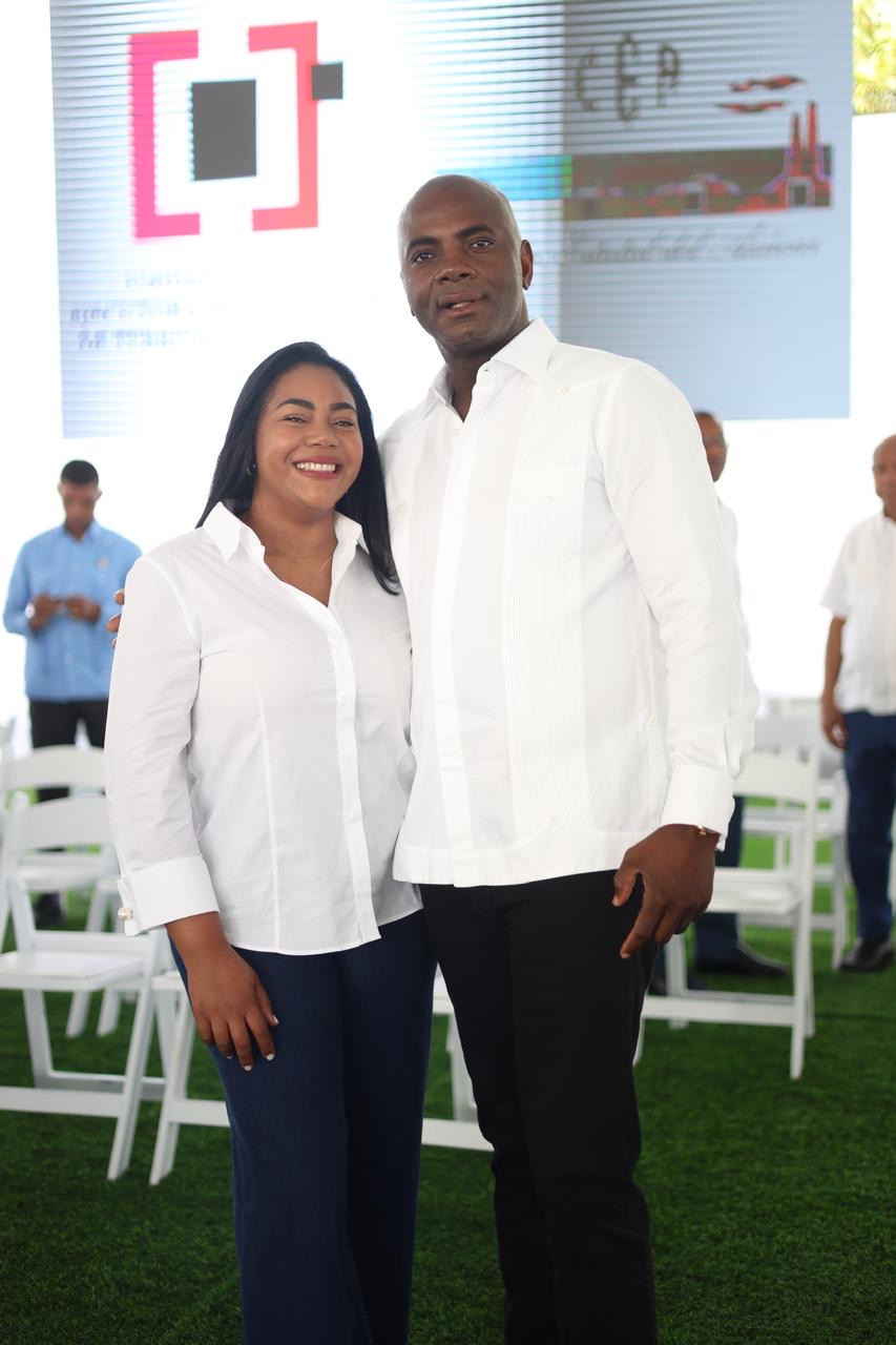 Diputada Leivy Bautista y esposo demandan al Grupo Alofoke y Eduardo Saint-Hilaire por difamación e injuria