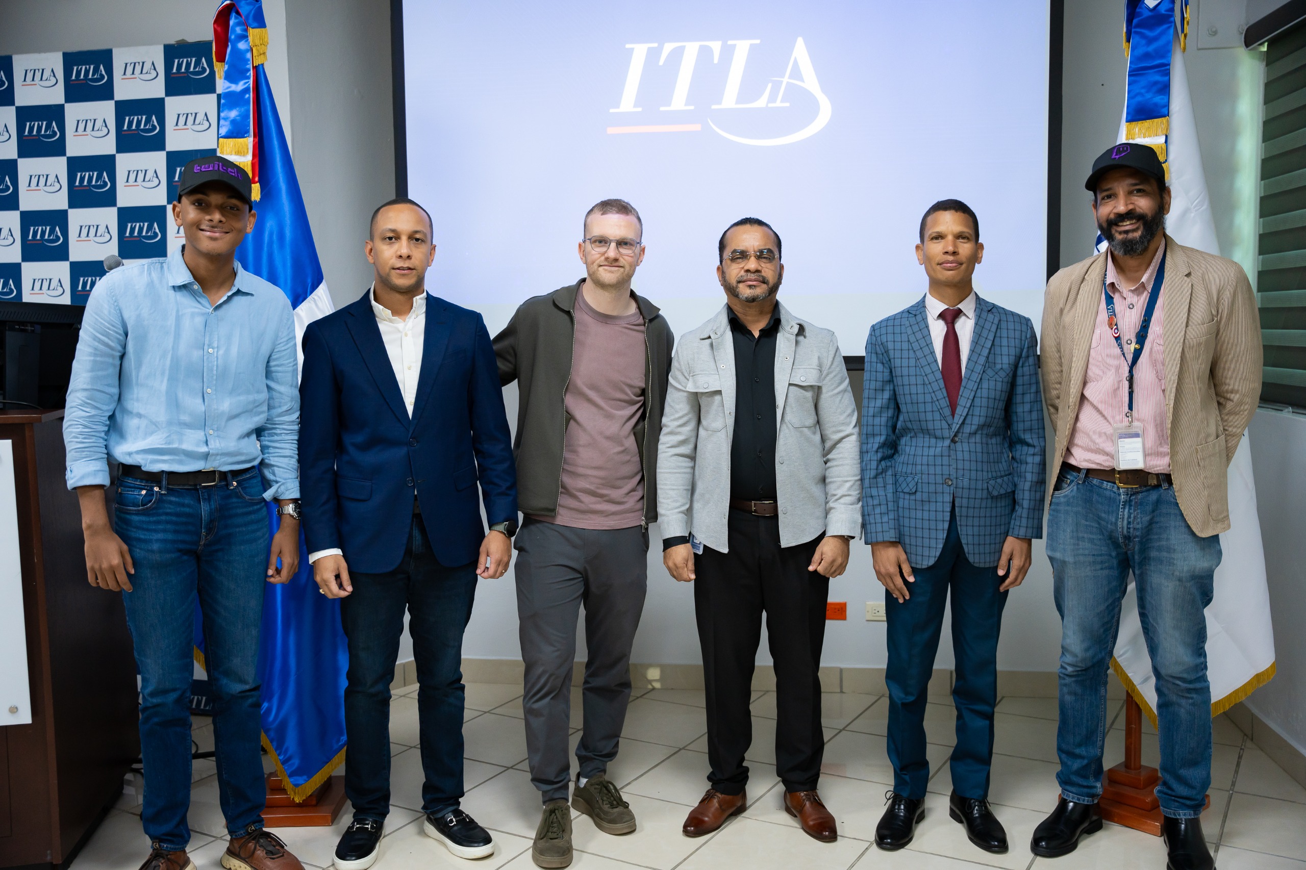 Twitch llega al ITLA con workshop exclusivo para impulsar el talento digital joven